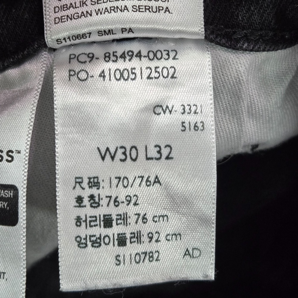 Levi's 531 Men Jeans 30X32 Black‎ Denim Athletic Slim Fit - Picture 11 of 12